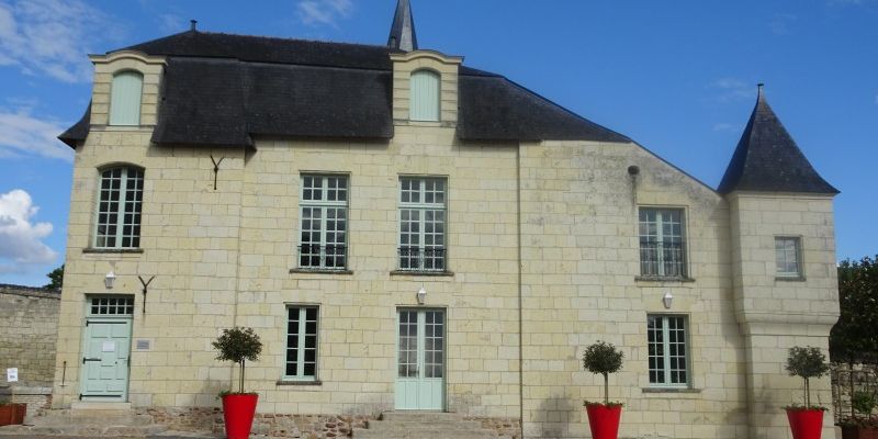 La Commune de Distré est sur Facebook